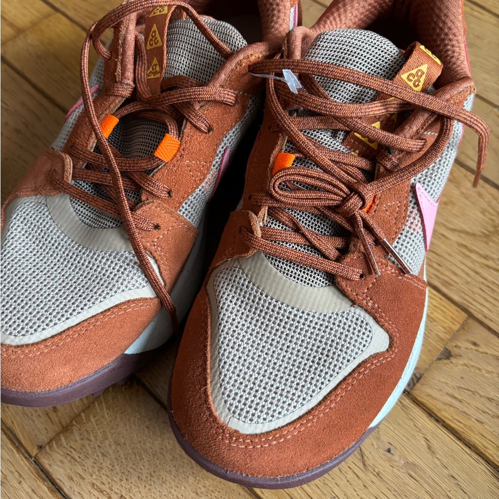 Nike ACG Trail Sneakers - Pink, Brown, and Orange - Picture 8 of 11